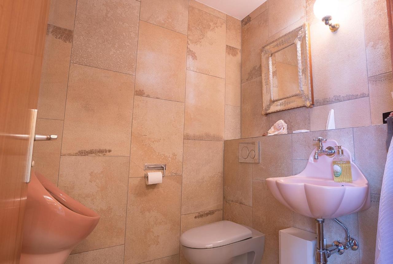 Bodenseeromantik - Wasserburg Bis 6 Personen - 2 Balkone エクステリア 写真